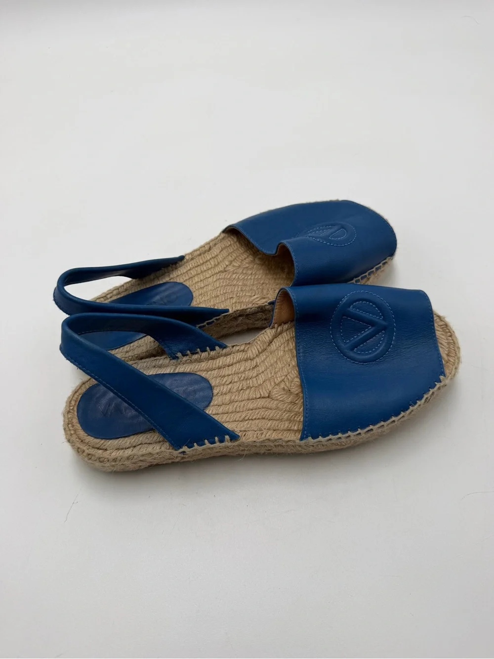 Valentino Garavani Clavesli Espadrille Sandal Blue Leather Size 8.5 Size 39
